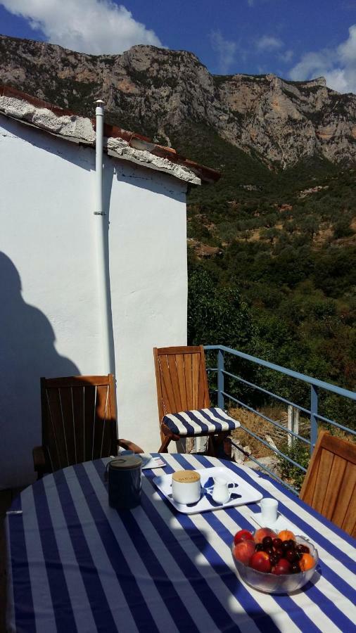 Lovely Traditionnal House With Sea View Tirós Exteriér fotografie