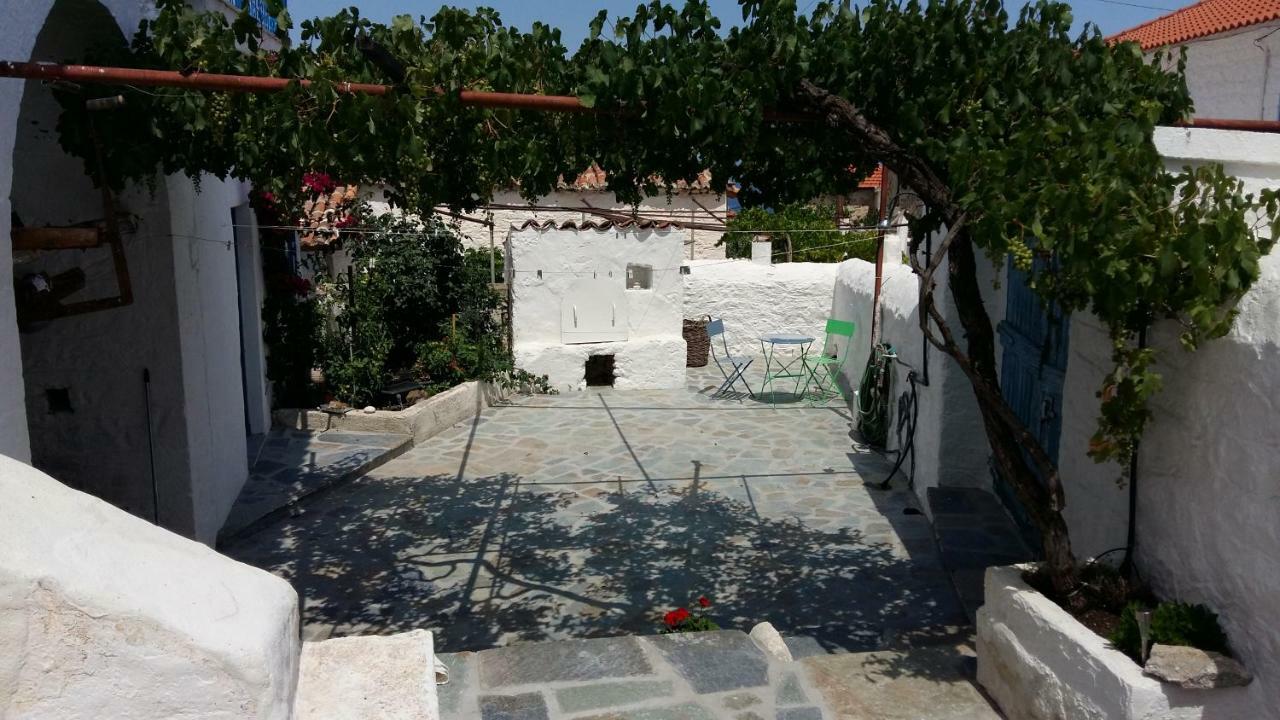 Lovely Traditionnal House With Sea View Tirós Exteriér fotografie