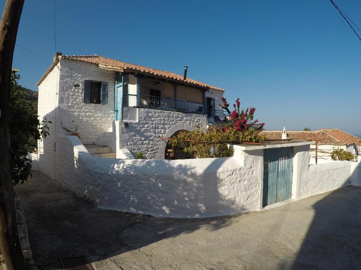 Lovely Traditionnal House With Sea View Tirós Exteriér fotografie